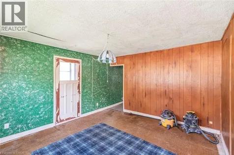 220 Alder Street West Dunnville ON N1A 1R4