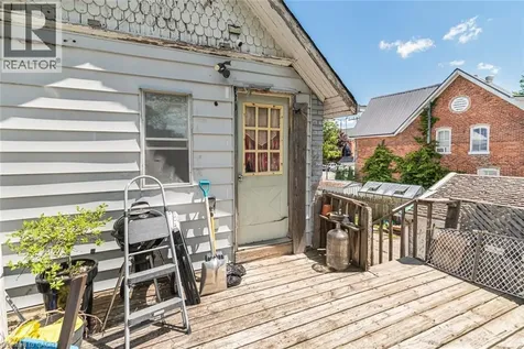 220 Alder Street West Dunnville ON N1A 1R4