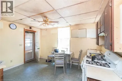 220 Alder Street West Dunnville ON N1A 1R4