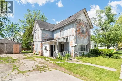 220 Alder Street West Dunnville ON N1A 1R4