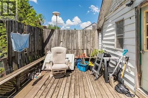 220 Alder Street West Dunnville ON N1A 1R4