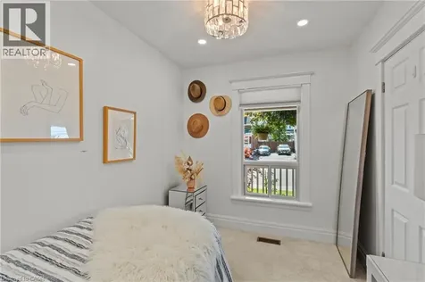99 Edgemont Street North Hamilton ON L8H 4C9