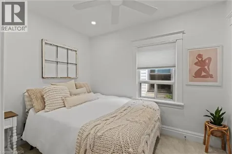 99 Edgemont Street North Hamilton ON L8H 4C9
