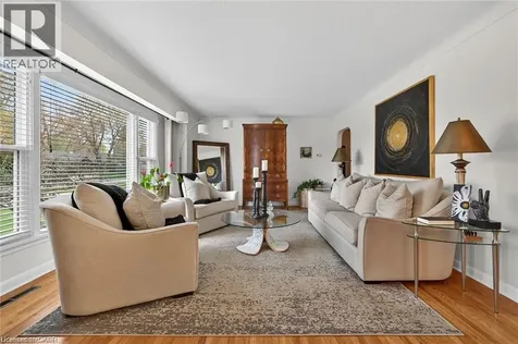 7 Coral Drive St. Catharines ON L2N 3R4