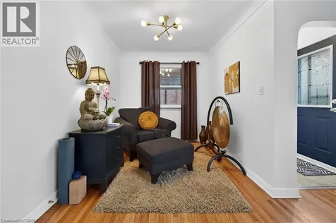 7 Coral Drive St. Catharines ON L2N 3R4