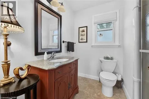 7 Coral Drive St. Catharines ON L2N 3R4