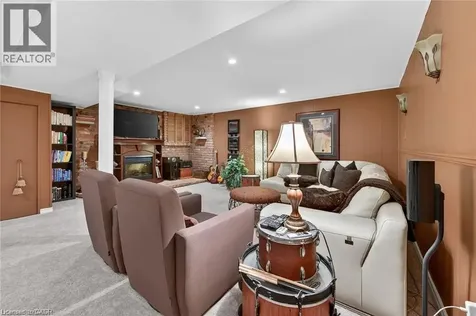 7 Coral Drive St. Catharines ON L2N 3R4