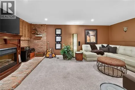 7 Coral Drive St. Catharines ON L2N 3R4