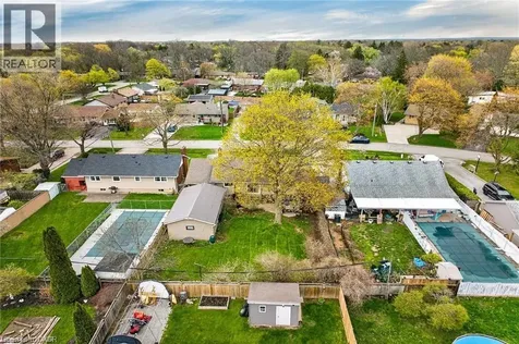 7 Coral Drive St. Catharines ON L2N 3R4