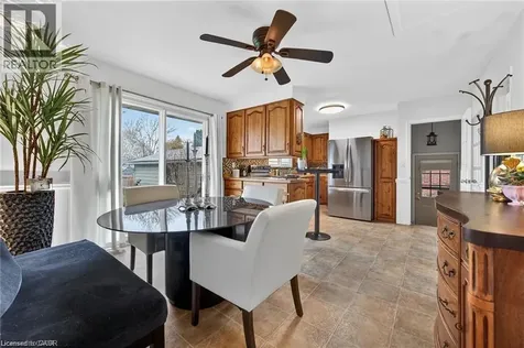 7 Coral Drive St. Catharines ON L2N 3R4