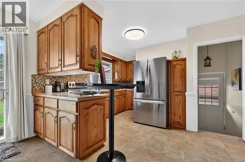 7 Coral Drive St. Catharines ON L2N 3R4