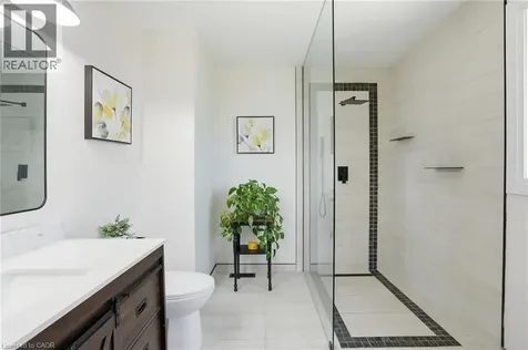 1300 Silvan Forest Drive Burlington ON L7M 4L2