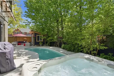 1300 Silvan Forest Drive Burlington ON L7M 4L2