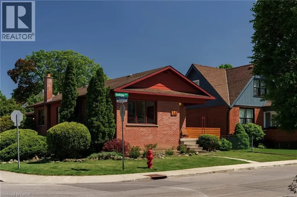 141 Rothsay Avenue Hamilton ON L8M 3G5