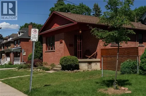 141 Rothsay Avenue Hamilton ON L8M 3G5