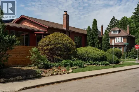141 Rothsay Avenue Hamilton ON L8M 3G5