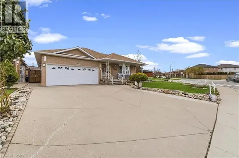 546 Dicenzo Drive Hamilton ON L9C 2C3