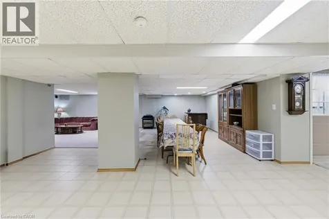546 Dicenzo Drive Hamilton ON L9C 2C3