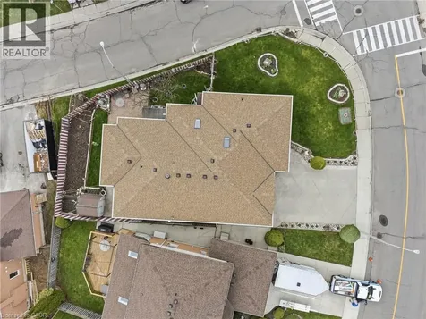 546 Dicenzo Drive Hamilton ON L9C 2C3