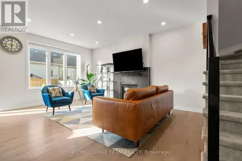 846 Sendero Way Ottawa ON K2S 2W9