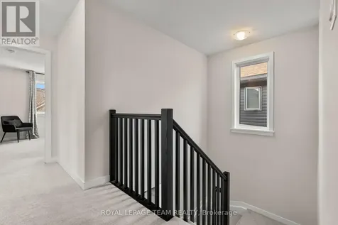 846 Sendero Way Ottawa ON K2S 2W9