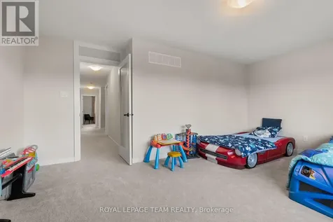 846 Sendero Way Ottawa ON K2S 2W9