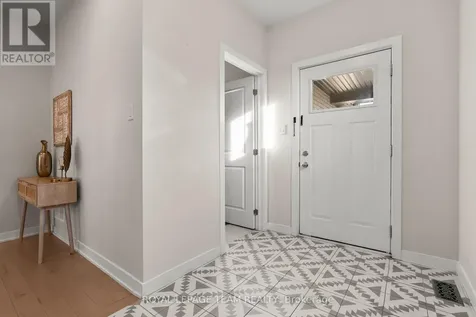 846 Sendero Way Ottawa ON K2S 2W9