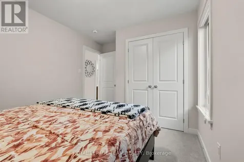 846 Sendero Way Ottawa ON K2S 2W9