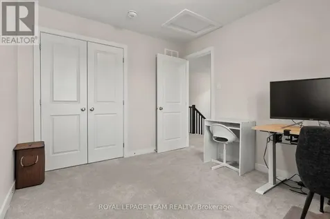 846 Sendero Way Ottawa ON K2S 2W9