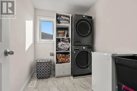 846 Sendero Way Ottawa ON K2S 2W9