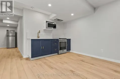 846 Sendero Way Ottawa ON K2S 2W9