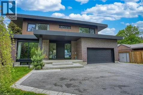 352 Main Street West Grimsby ON L3M 1S7