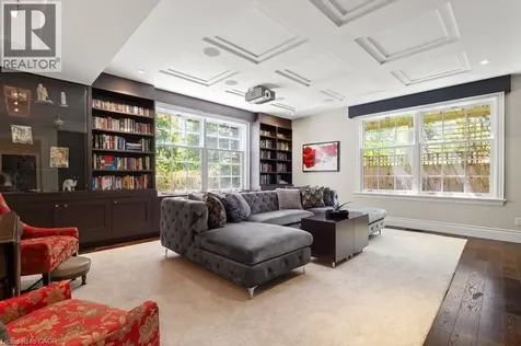 261 Union Boulevard Kitchener ON N2M 2S9