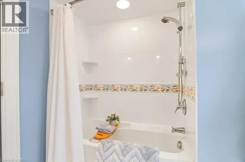 261 Union Boulevard Kitchener ON N2M 2S9