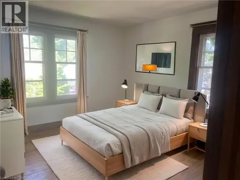 14 Hopeton Street Cambridge ON N1R 3T3