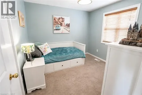 24 Lovell Crescent Brantford ON N3T 6P3