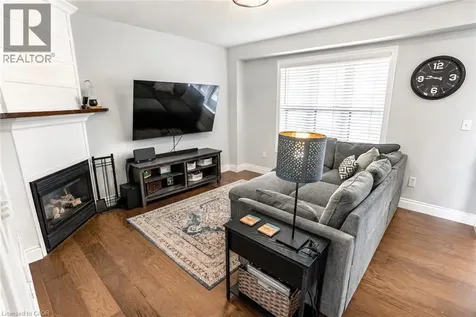 24 Lovell Crescent Brantford ON N3T 6P3