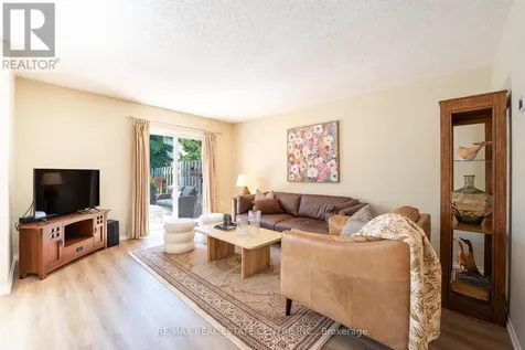49 Elma Place Cambridge ON N3C 4E6
