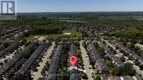 49 Elma Place Cambridge ON N3C 4E6