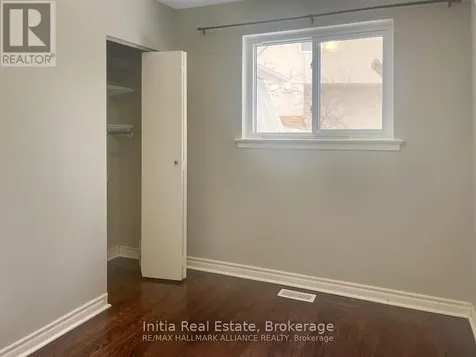 15 Grove Park Crescent Toronto (don Valley Village) ON M2J 2C7