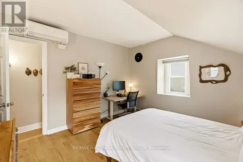 176 King Edward Avenue Ottawa ON K1N 7L5