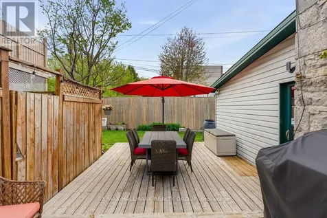 176 King Edward Avenue Ottawa ON K1N 7L5