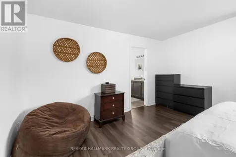 529 Dundonald Drive Ottawa ON K2J 5X1