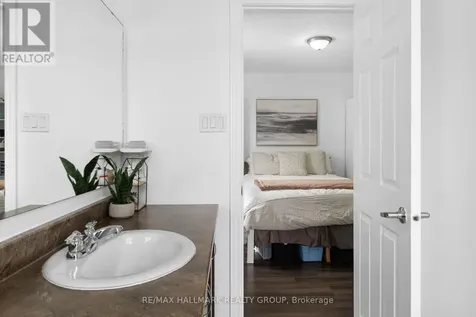 529 Dundonald Drive Ottawa ON K2J 5X1