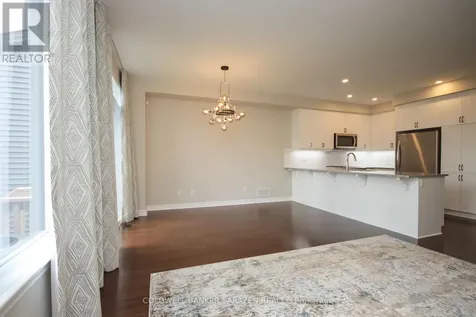 4043 Kelly Farm Drive Ottawa ON K1T 0E3