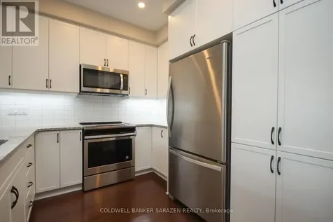 4043 Kelly Farm Drive Ottawa ON K1T 0E3