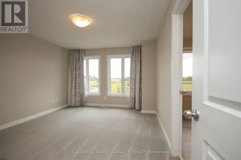 4043 Kelly Farm Drive Ottawa ON K1T 0E3