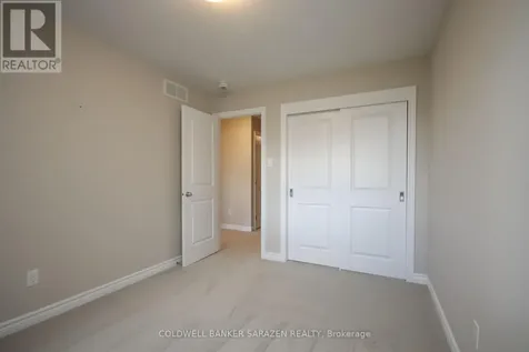 4043 Kelly Farm Drive Ottawa ON K1T 0E3