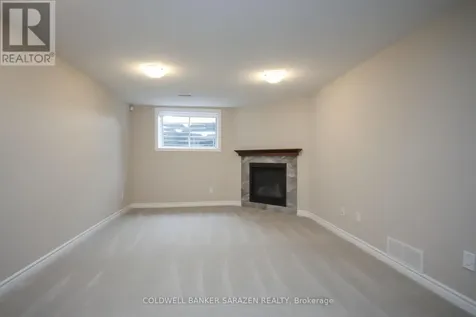 4043 Kelly Farm Drive Ottawa ON K1T 0E3