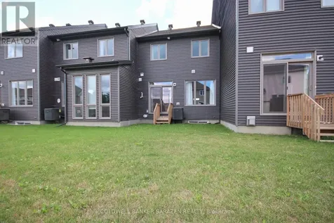 4043 Kelly Farm Drive Ottawa ON K1T 0E3